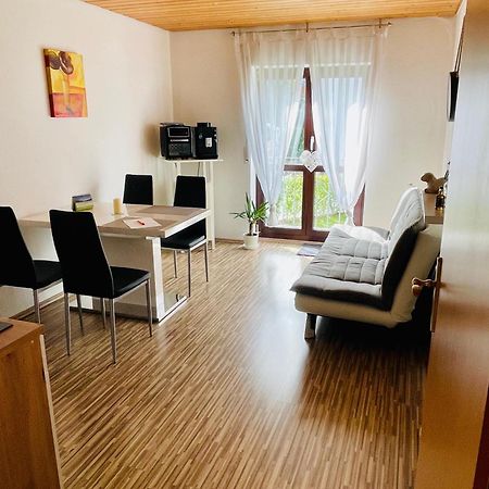 Kleine Ein Zimmer Wohnung Mit Gartenanlage Залем Экстерьер фото